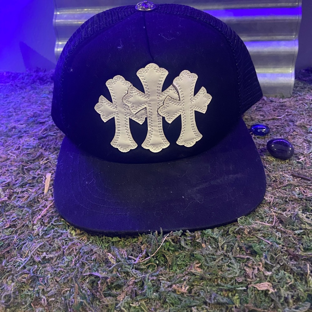 BEAT UP CHROME HEARTS SNAPBACK